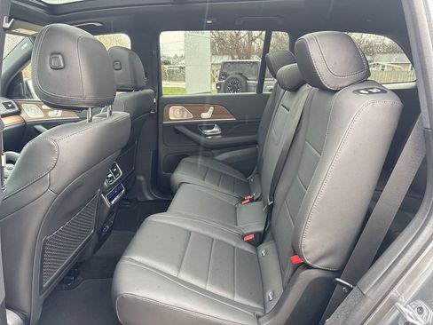 New 2025 Mercedes-Benz GLS 450 4MATIC image 15