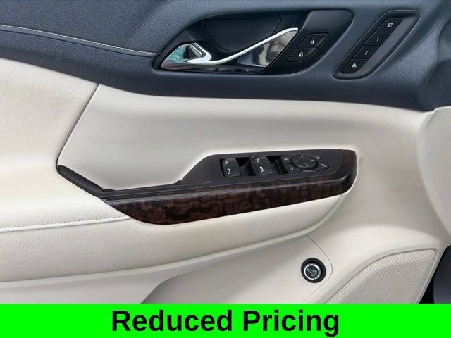 Used 2021 GMC Acadia Denali w/ Trailering Package AWD/4WD image 13