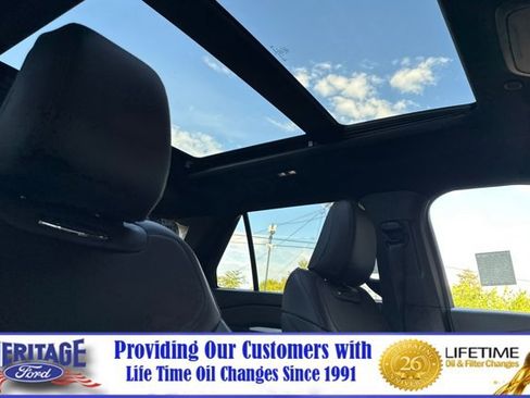 New 2025 Ford Explorer Platinum image 18