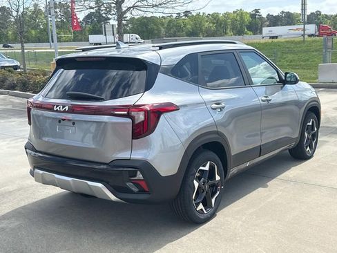 New 2026 Kia Seltos S FWD image 8