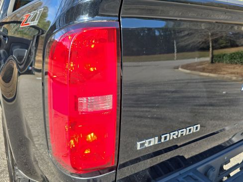 Used 2016 Chevrolet Colorado Z71 image 33