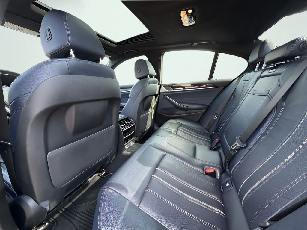 Used 2017 BMW 540i RWD image 18