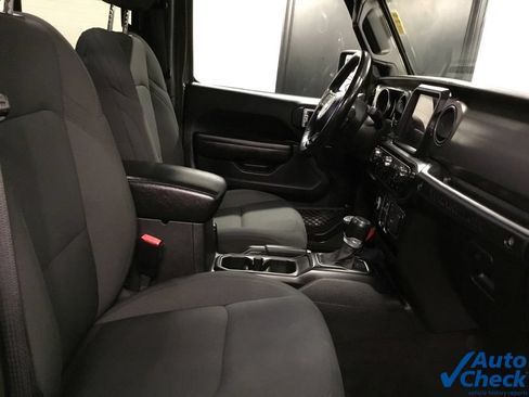 Used 2021 Jeep Wrangler Unlimited Sport AWD/4WD image 40