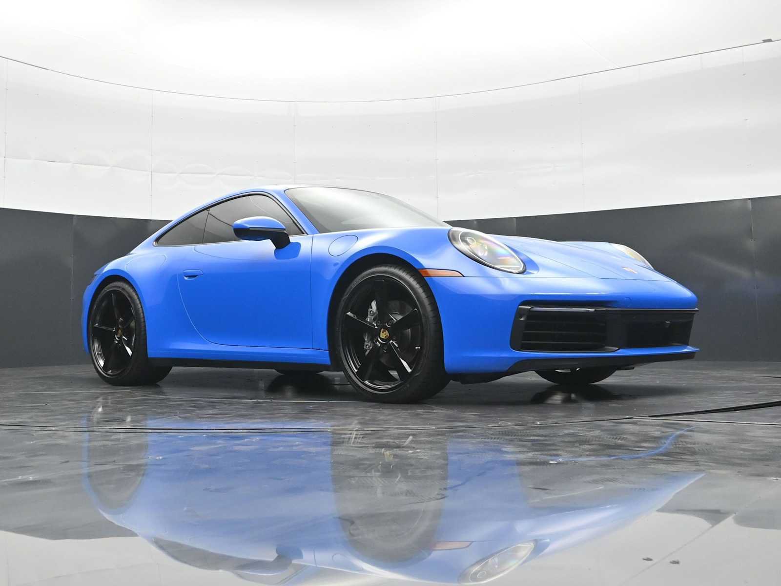 Used 2022 Porsche 911 Carrera RWD image 40