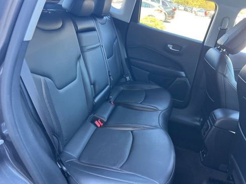 Used 2019 Jeep Compass Limited image 30