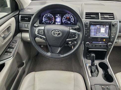 Used 2016 Toyota Camry XLE FWD image 22