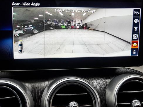 Used 2023 Mercedes-Benz C 300 4MATIC Coupe image 30