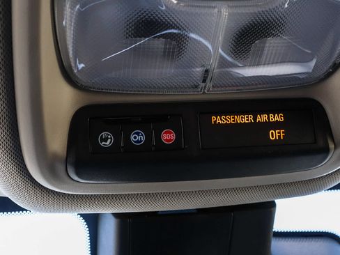 Used 2021 Buick Encore GX Select FWD image 31