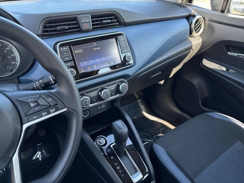 Used 2025 Nissan Versa SV FWD image 16