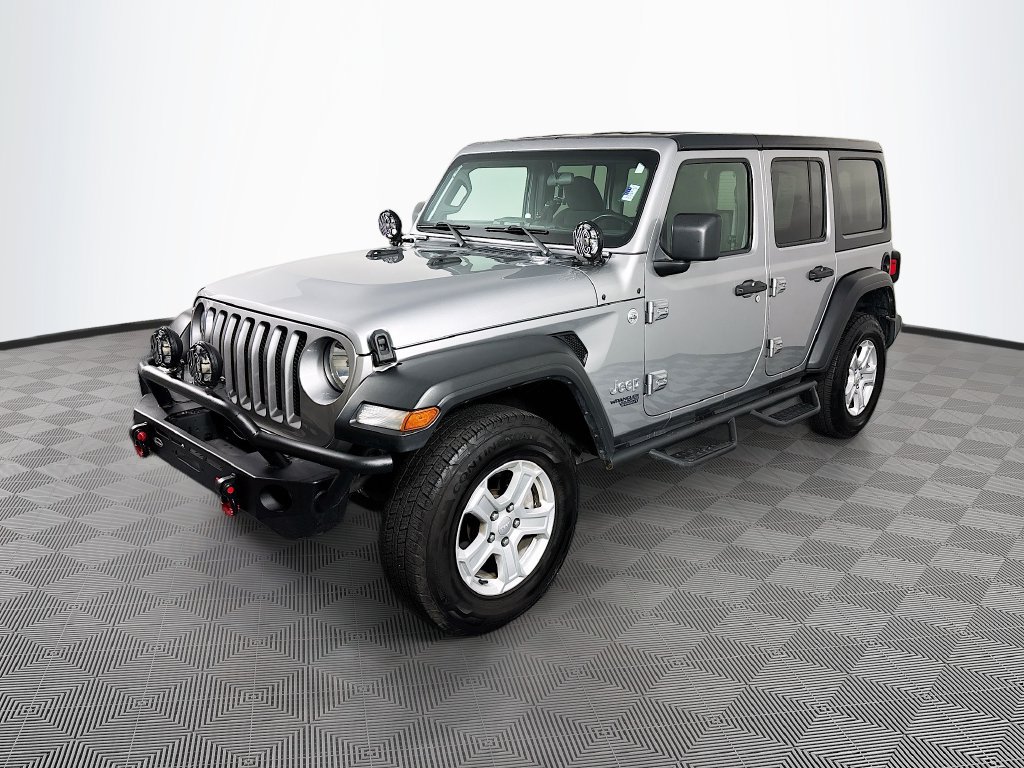 Used 2019 Jeep Wrangler Unlimited Sport S AWD/4WD image 3