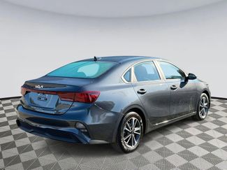 Used 2023 Kia Forte LXS video 2