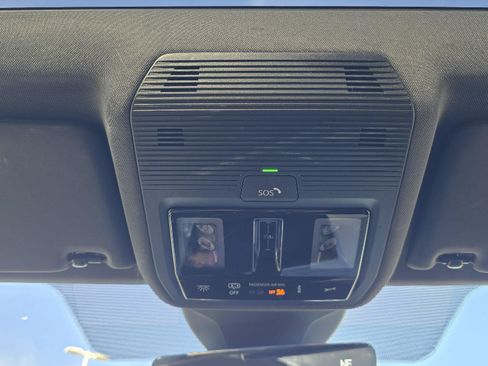 Certified 2023 Volkswagen ID.4 Pro S AWD/4WD image 27