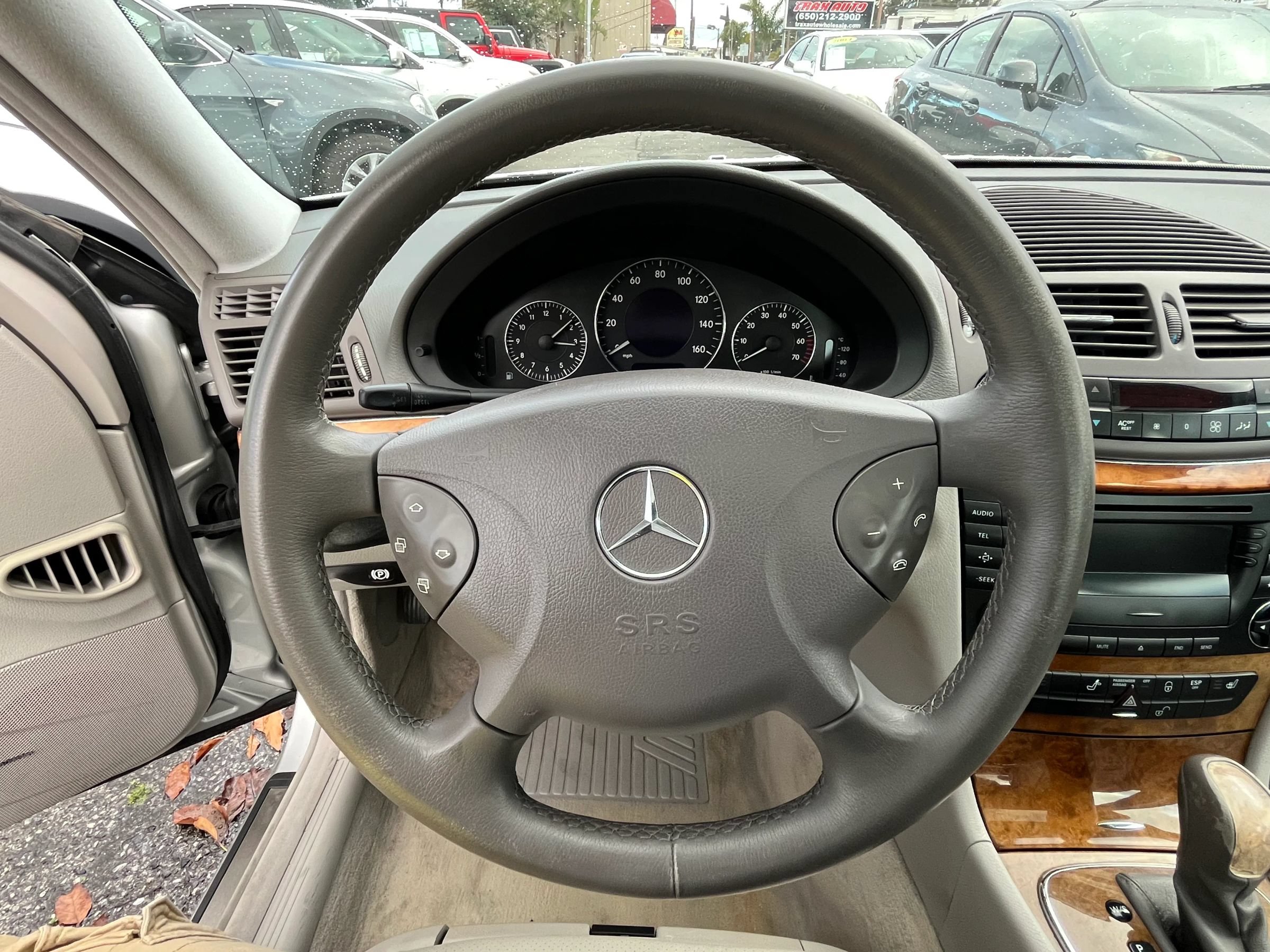 Used 2003 Mercedes-Benz E 500 Sedan image 10