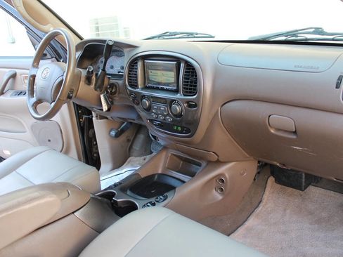 Used 2003 Toyota Sequoia Limited image 37