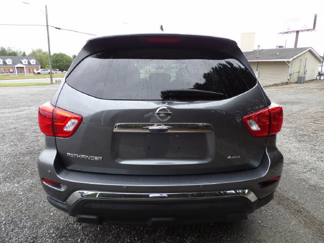 Used 2019 Nissan Pathfinder S AWD/4WD image 4