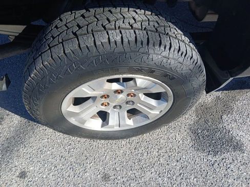 Used 2017 Chevrolet Silverado 1500 LT w/ All Star Edition image 31