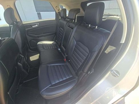 Used 2017 Ford Edge SEL w/ Equipment Group 201A FWD image 7