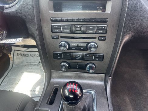 Used 2013 Ford Mustang Coupe RWD image 14