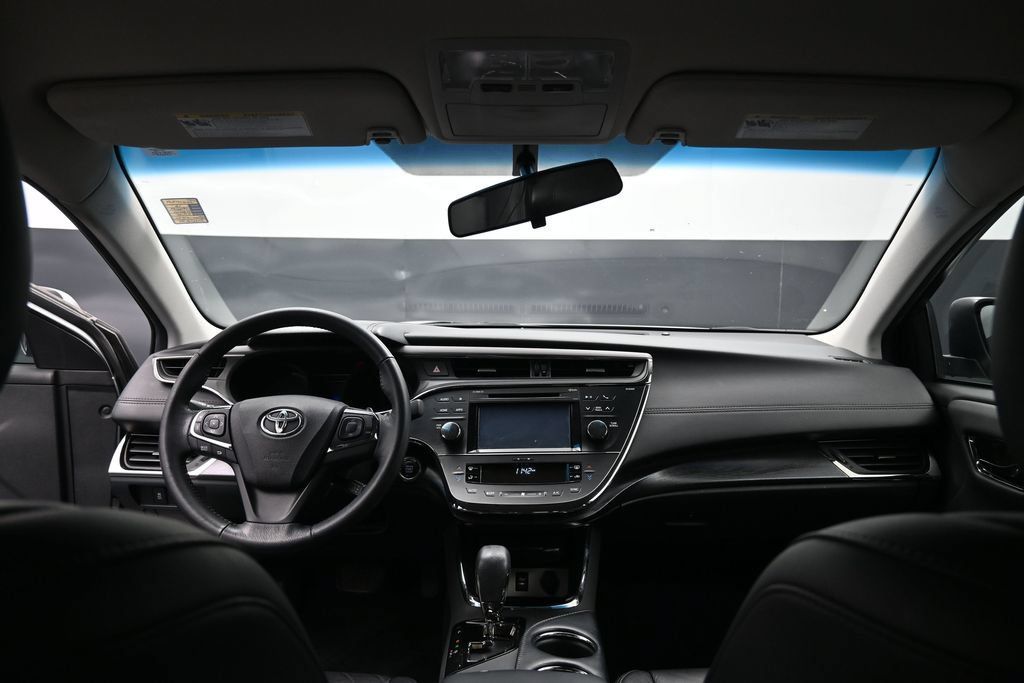Used 2016 Toyota Avalon XLE FWD image 27