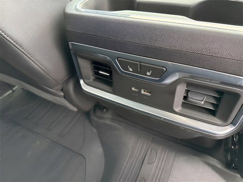 Used 2022 GMC Sierra 1500 SLT w/ SLT Convenience Package image 20