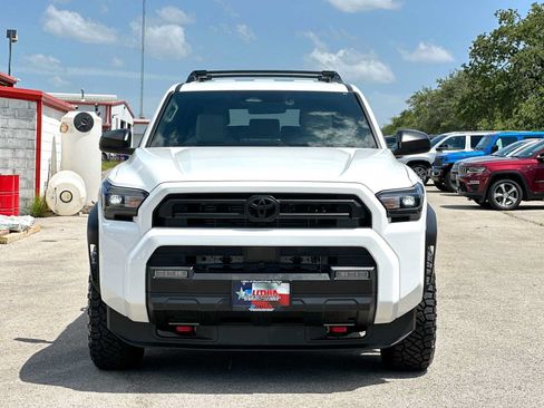 Used 2026 Toyota 4Runner SR5 AWD/4WD image 10