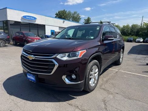 Used 2019 Chevrolet Traverse LT AWD/4WD image 6