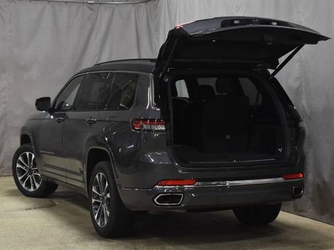 Used 2021 Jeep Grand Cherokee L Overland w/ Luxury Tech Group IV image 36