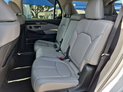 Certified 2025 Honda Pilot EX-L image 14