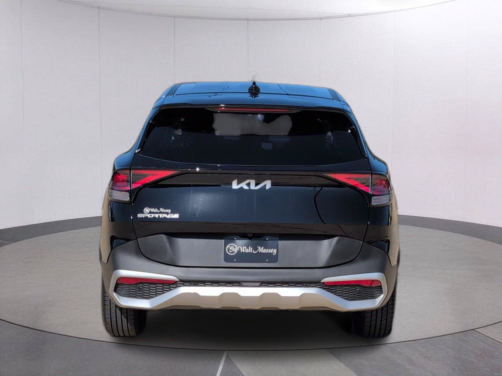 Used 2024 Kia Sportage EX FWD image 4