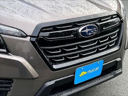 Used 2023 Subaru Forester Premium AWD/4WD image 30