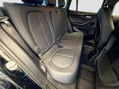 Used 2021 BMW X1 sDrive28i image 10