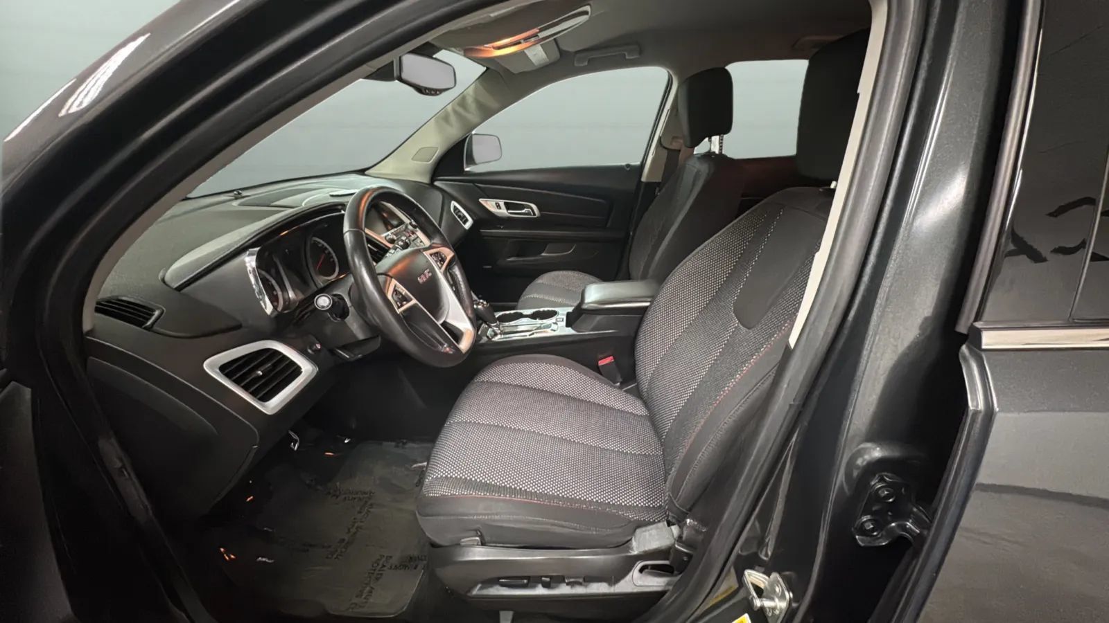 Used 2017 GMC Terrain SLE w/ Convenience Package FWD image 24