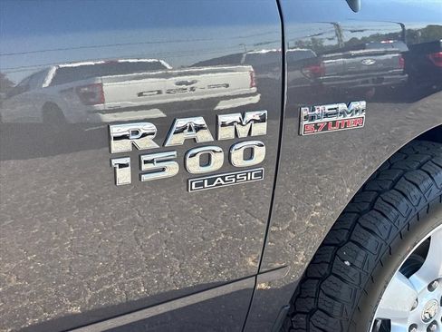 Used 2023 RAM 1500 Classic SLT AWD/4WD image 11