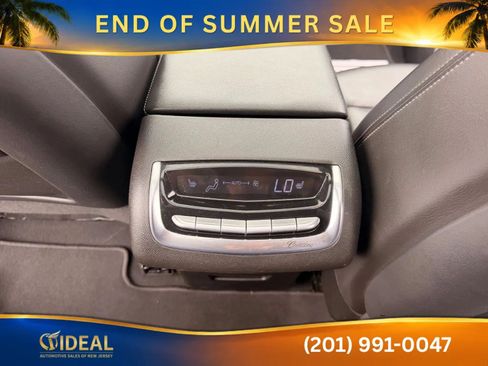 Used 2023 Cadillac XT6 Premium Luxury FWD image 30