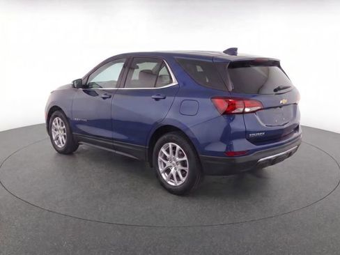 Used 2023 Chevrolet Equinox LT FWD image 3