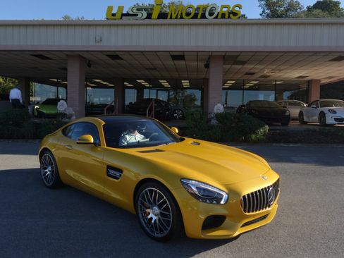 Used 2017 Mercedes-Benz AMG GT Coupe image 21