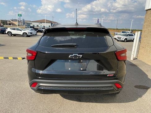 Used 2024 Chevrolet Trax RS w/ Sunroof Package image 6