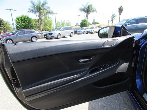 Used 2012 BMW M6 Convertible image 5