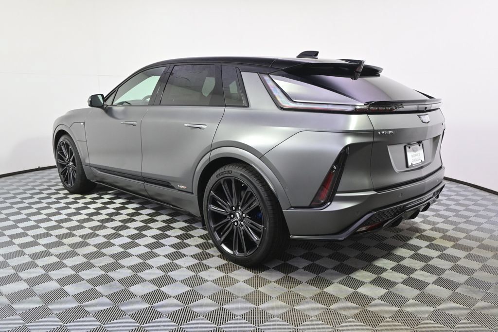 New 2026 Cadillac Lyriq V w/ LPO, Onyx Lite Package AWD/4WD image 3