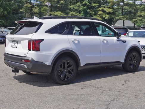 Used 2023 Kia Sorento S w/ Panoramic Sunroof Package AWD/4WD image 12