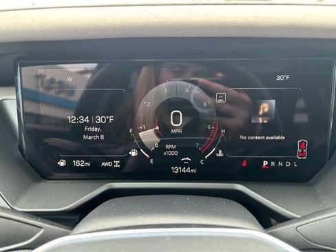 Used 2025 GMC Acadia Elevation w/ Elevation Premium Package image 22