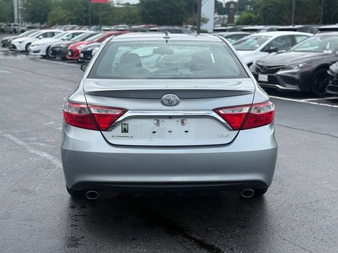Certified 2016 Toyota Camry XLE w/ Advanced Technology Package FWD image 6