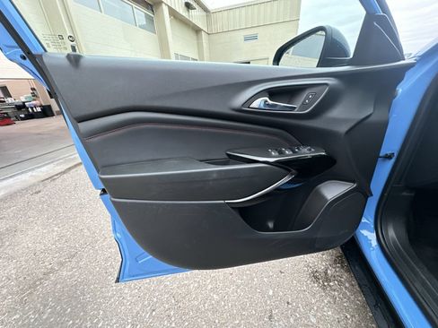Certified 2024 Chevrolet Trax RS w/ Sunroof Package FWD image 21
