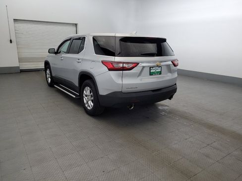 Used 2018 Chevrolet Traverse LS FWD image 5