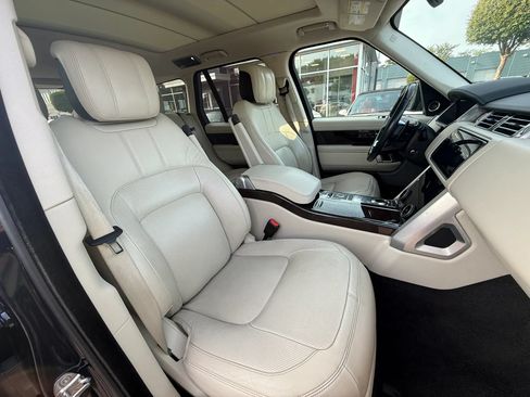Used 2018 Land Rover Range Rover HSE AWD/4WD image 15