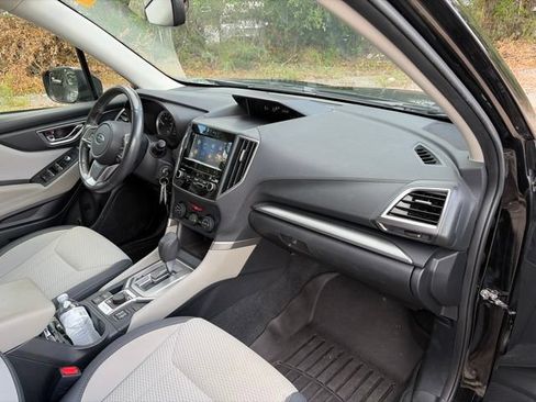 Used 2020 Subaru Forester Premium w/ Popular Package #1 AWD/4WD image 11