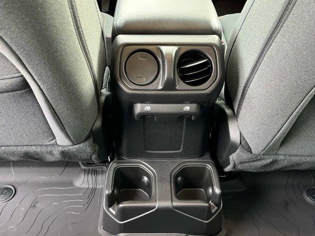 New 2026 Jeep Gladiator Sport AWD/4WD image 15