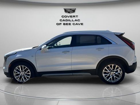 Used 2019 Cadillac XT4 Premium Luxury w/ Enhanced Visibility Package image 5