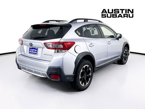 Used 2021 Subaru Crosstrek 2.0i image 7