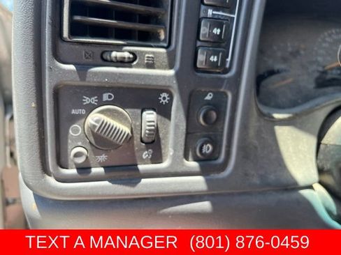 Used 2006 Chevrolet Silverado 2500 LT w/ Heavy-Duty Power Package AWD/4WD image 20